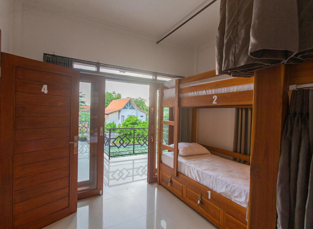 Zentiga Surf Hostel ชังกู ภายนอก รูปภาพ
