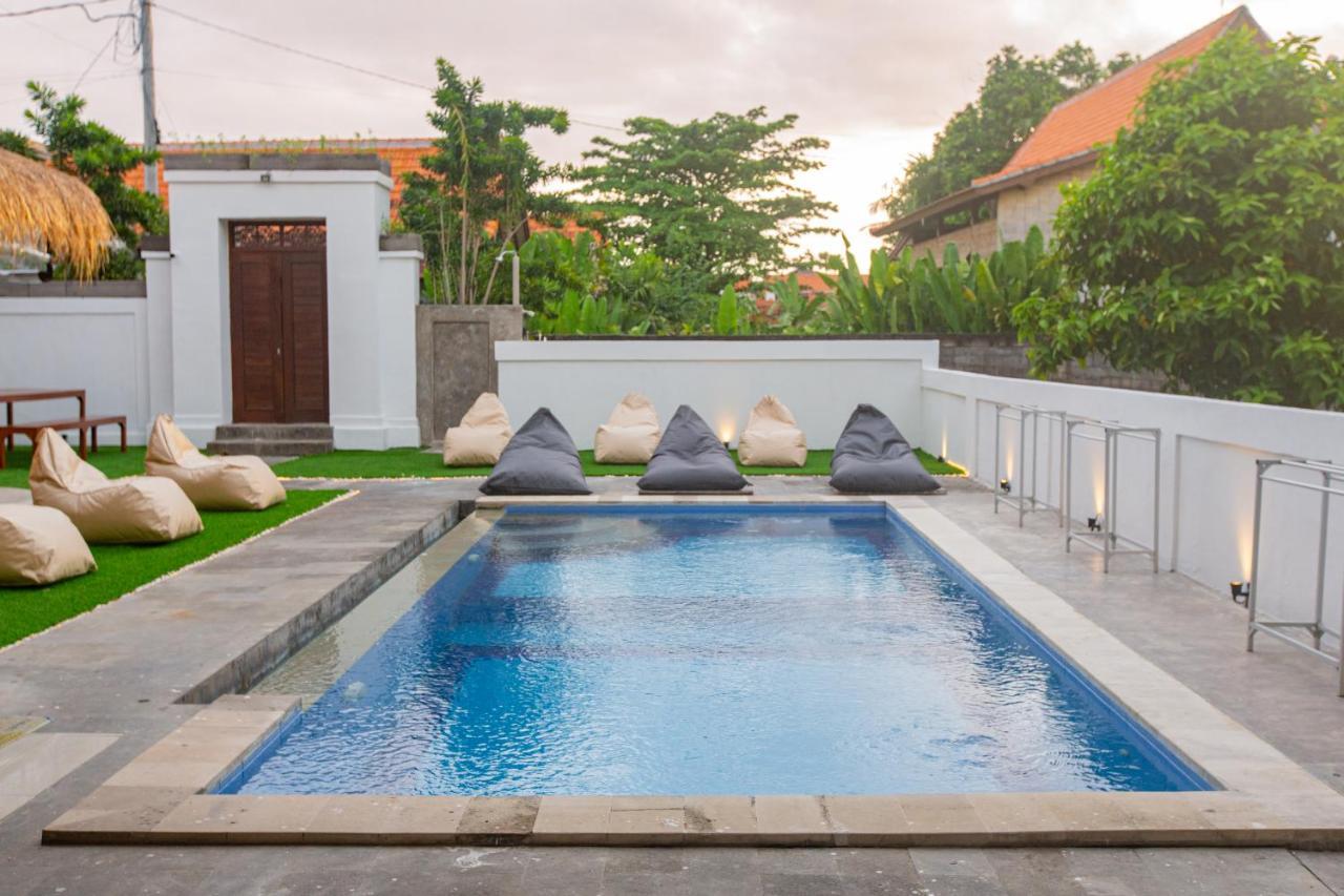 Zentiga Surf Hostel ชังกู ภายนอก รูปภาพ